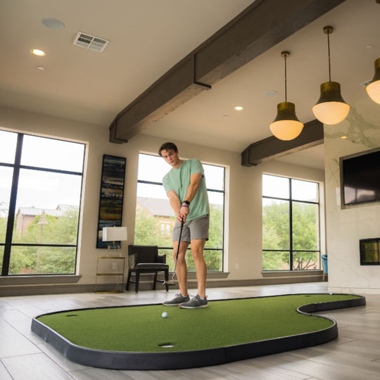 SIGPRO Walkoff Putting Green – Large Indoor Golf Putting Practice Green